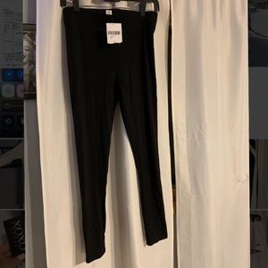 Plain Black Leggings NWT